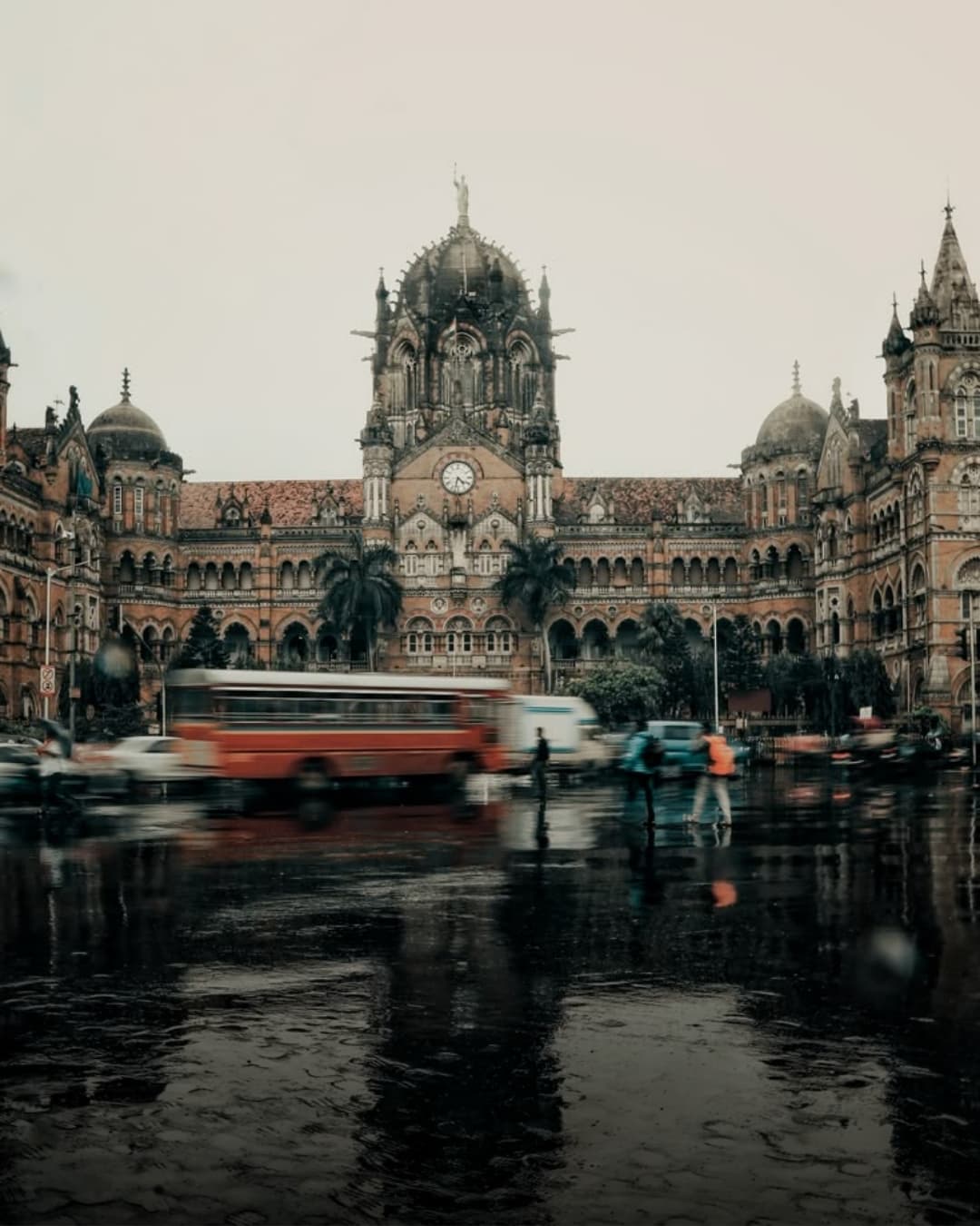 The Stories
 Mumbai’s Founders Still Carry