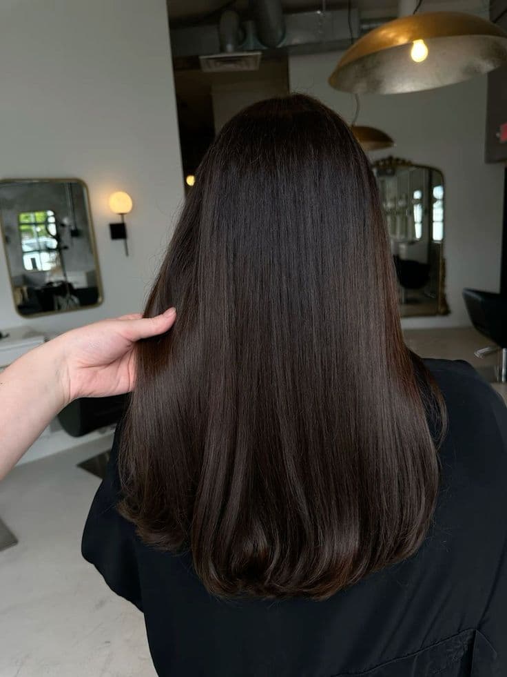 Best for: Frizz and chemically treated hair.
